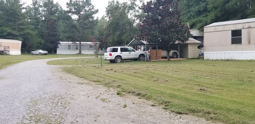 Magnolia Mobile Home Park: 131 County Rd 731, Clanton, AL 35046